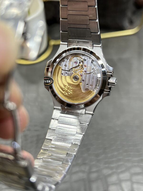Patek Philippe Nautilus (NAUTILUS)