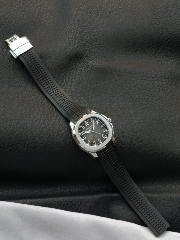 Patek Philippe Aquanaut (AQUANAUT)