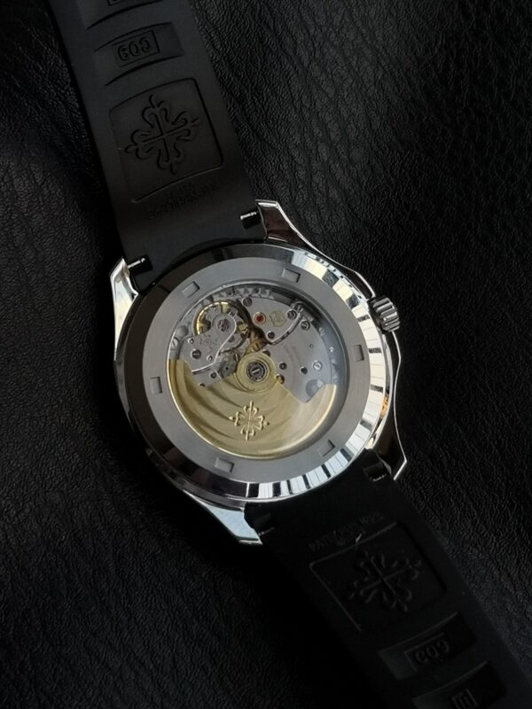 Patek Philippe Aquanaut (AQUANAUT)