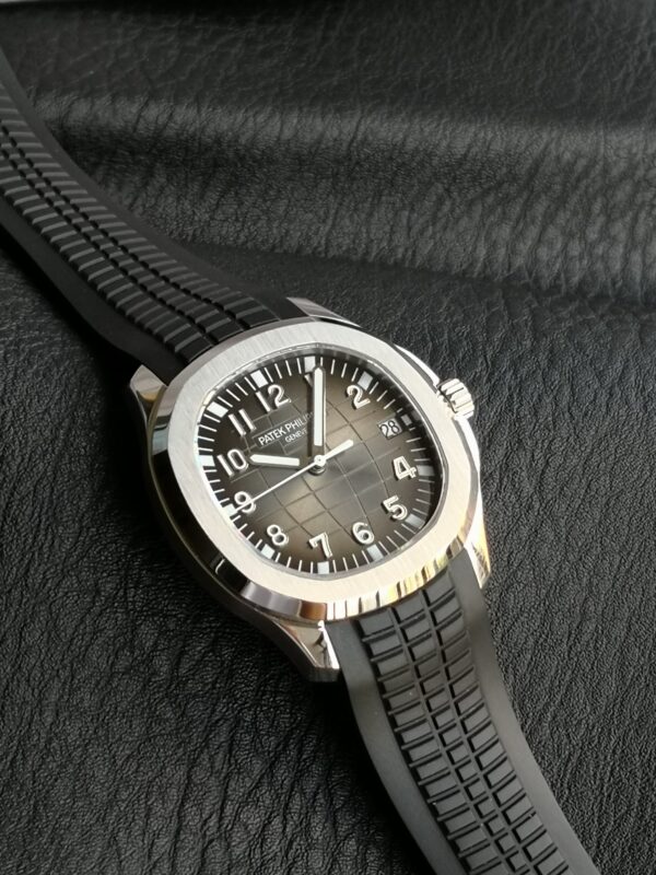 Patek Philippe Aquanaut (AQUANAUT)