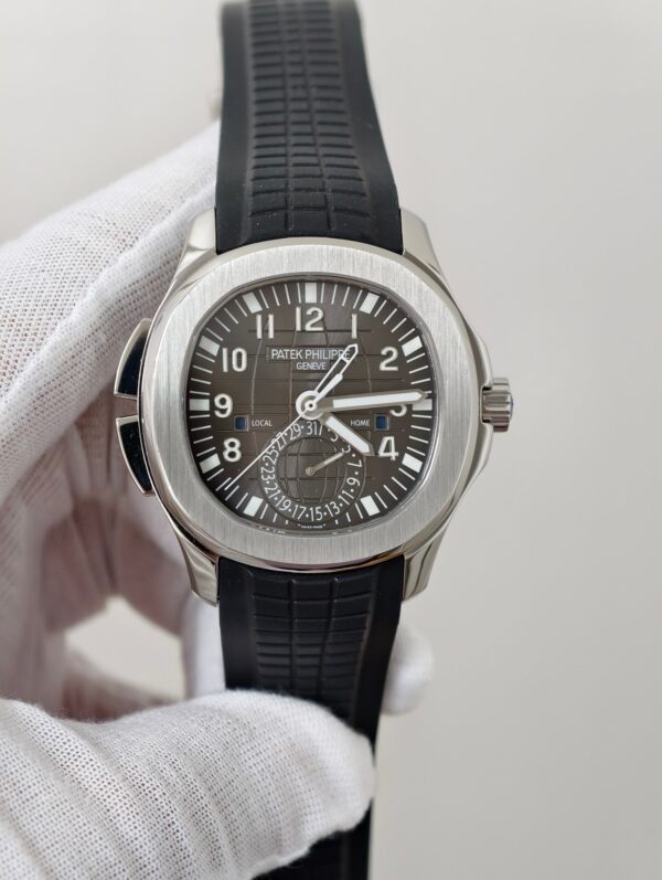 Patek Philippe Aquanaut 5164 Black