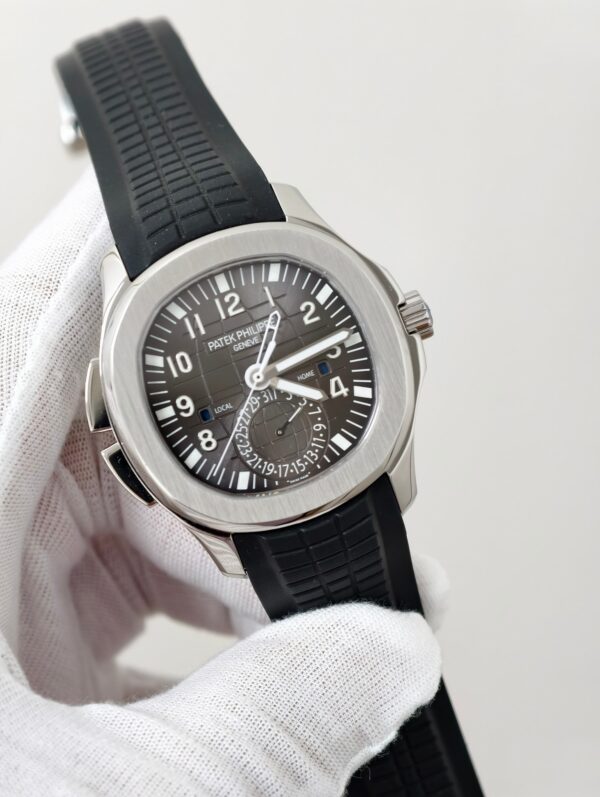 Patek Philippe Aquanaut 5164 Black
