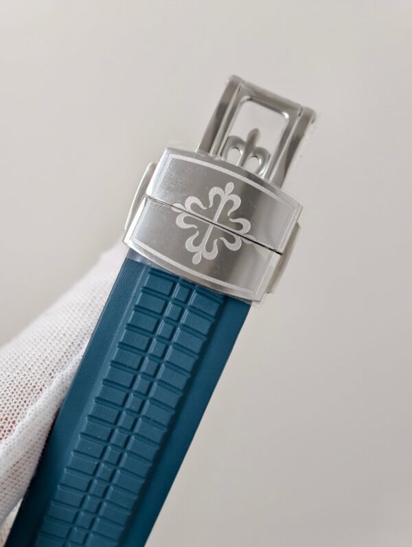 a1757657023084_8668-1.jpg Patek Philippe Aquanaut 5164 Blue