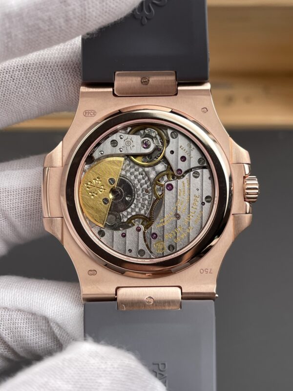 Patek Philippe Nautilus 5712R Gray