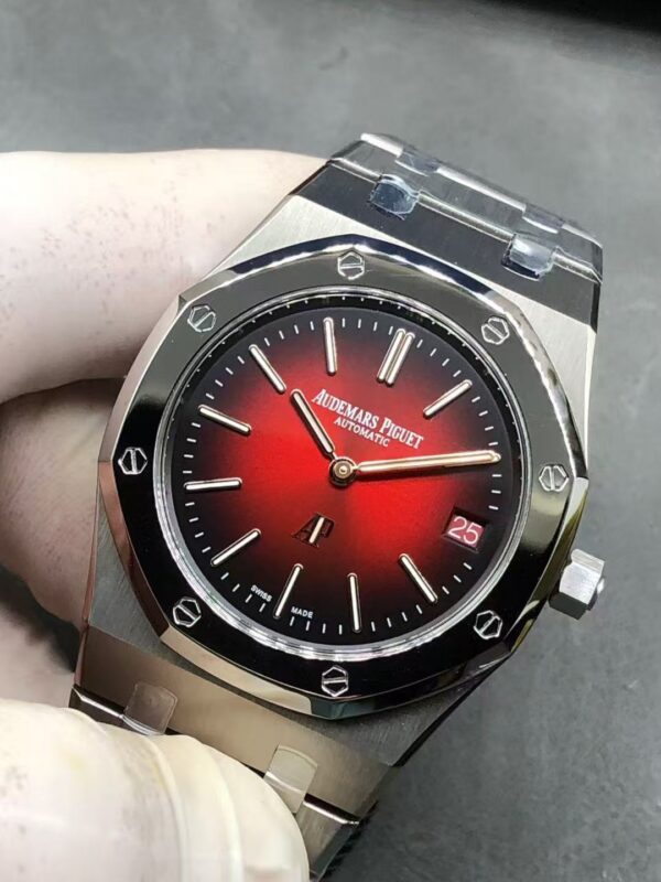 Audemars Piguet Royal Oak 16202 Red