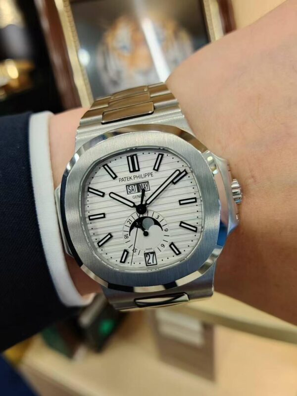 Patek Philippe Nautilus 5726 White
