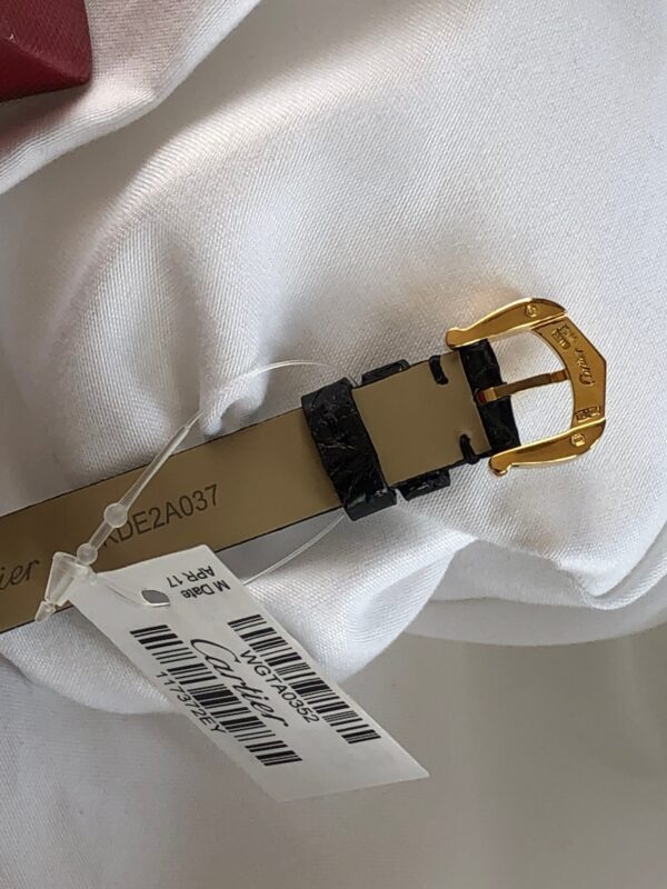 a1760687019736_4567-3.jpg Cartier Tank (TANK) Blue