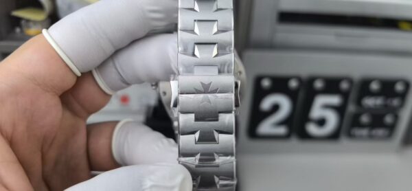 Vacheron Constantin Overseas 47040 Black