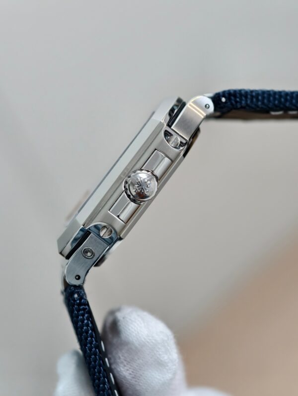 Patek Philippe Nautilus 5822