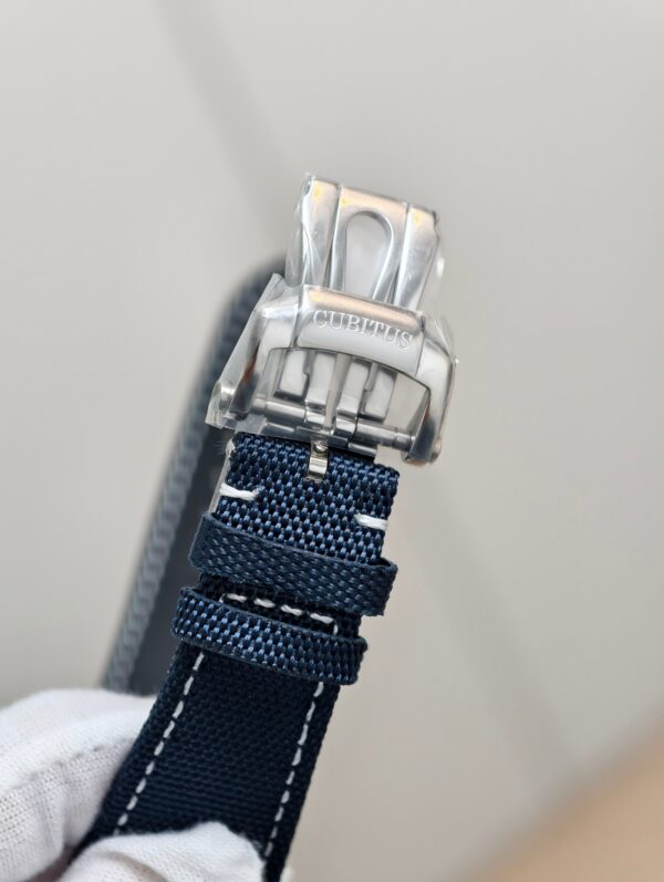 Patek Philippe Nautilus 5822