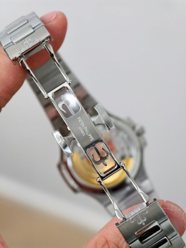 Patek Philippe Nautilus 7118