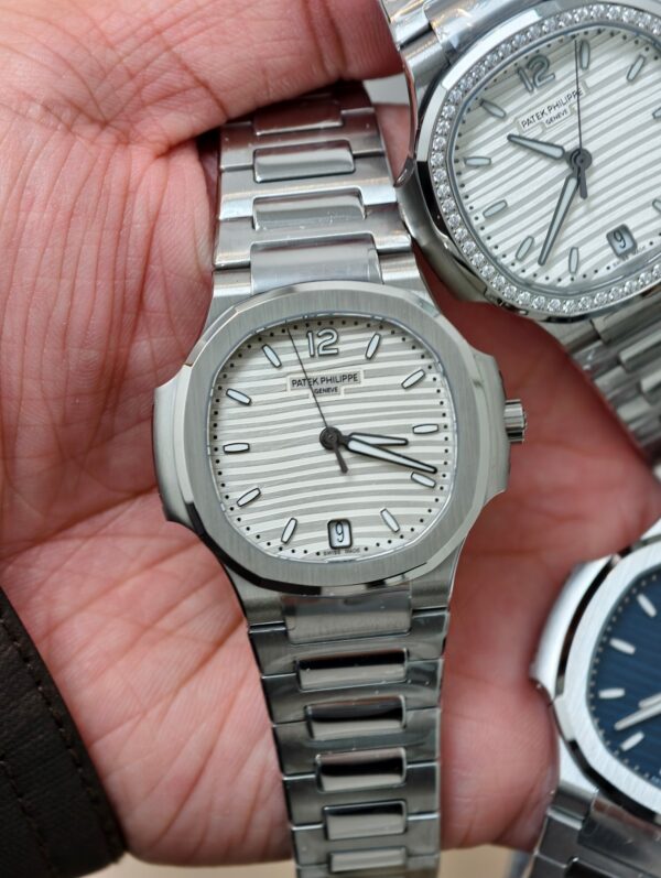Patek Philippe Nautilus 7118