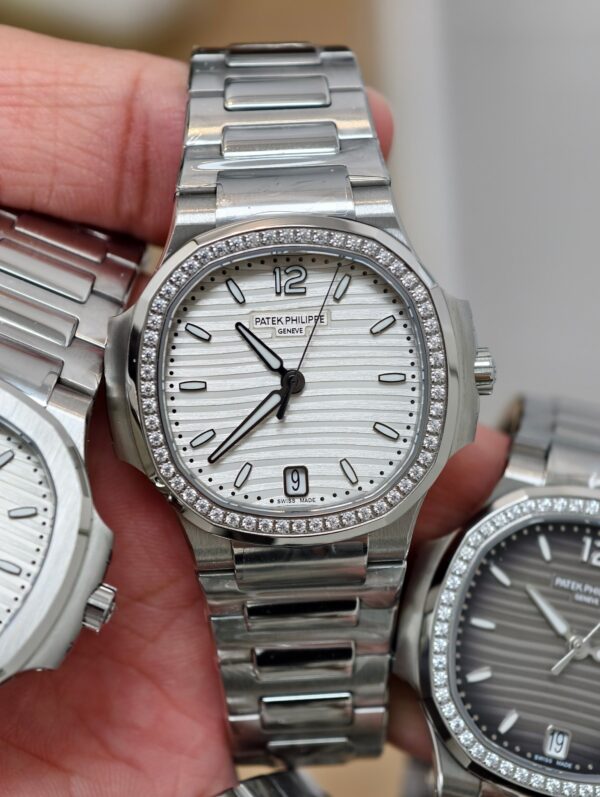 Patek Philippe Nautilus 7118