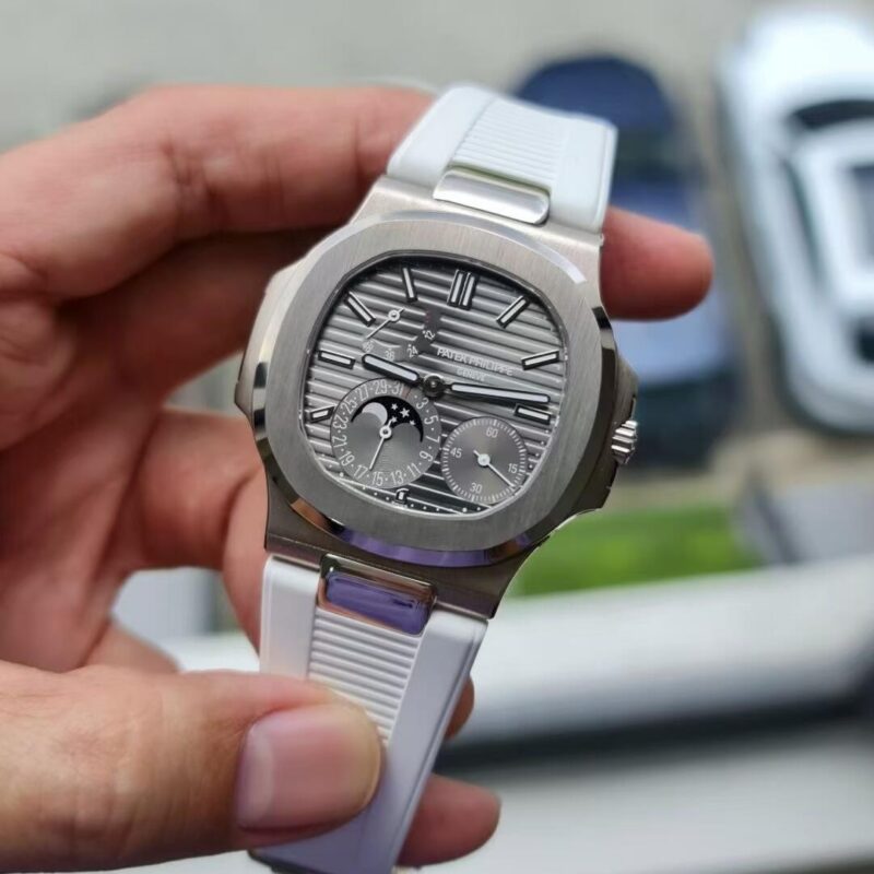 Patek Philippe Nautilus 5712G