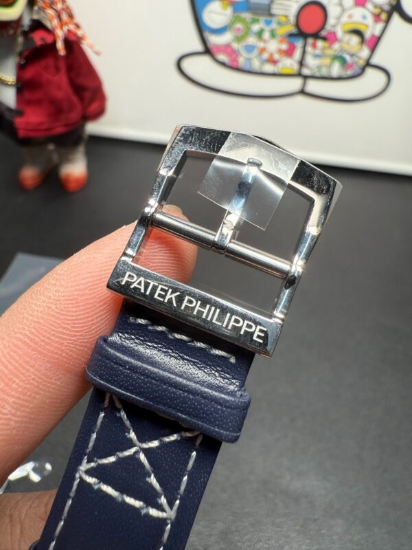 Patek Philippe Calatrava 5524 Blue