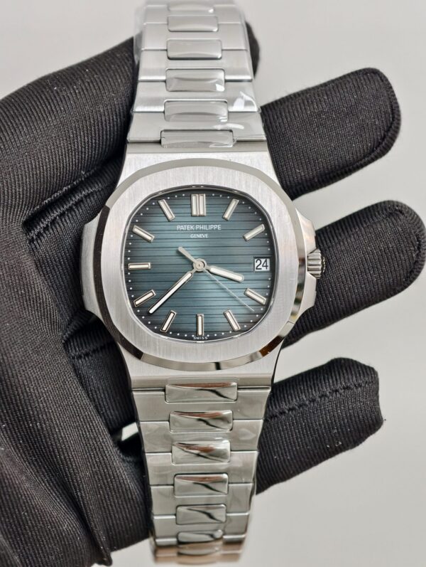 Patek Philippe Nautilus 5711A Blue
