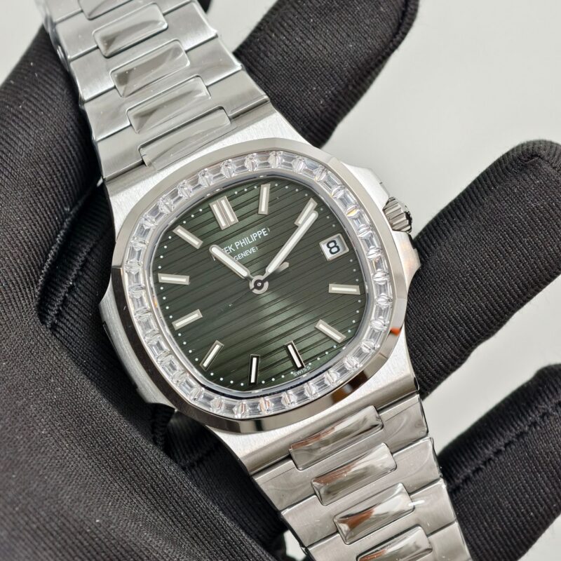 a1765527797761_6885-1.jpg Patek Philippe Nautilus 5711 Green
