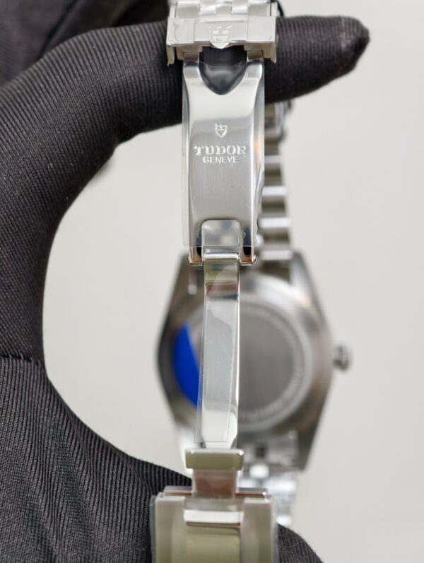 Tudor Black Bay 79000 Blue