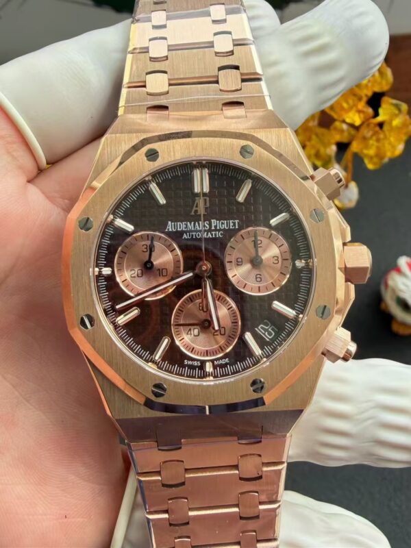 Audemars Piguet Royal Oak 26240 Yellow Gold