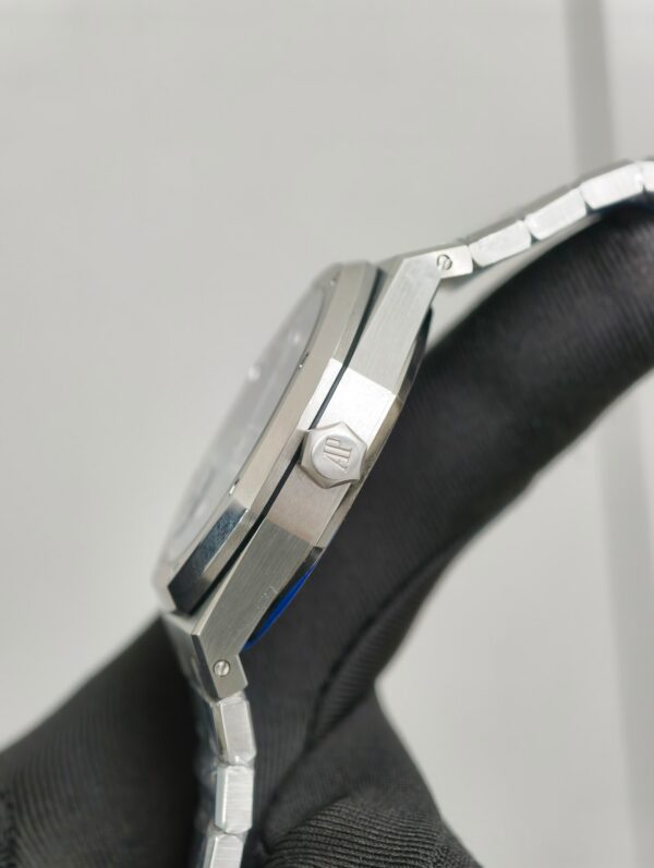 Audemars Piguet Royal Oak (ROYAL OAK) Blue