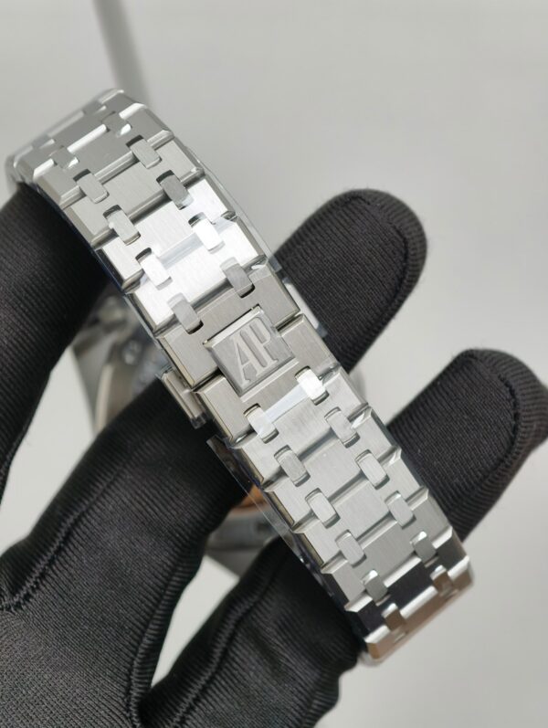 Audemars Piguet Royal Oak (ROYAL OAK) Blue