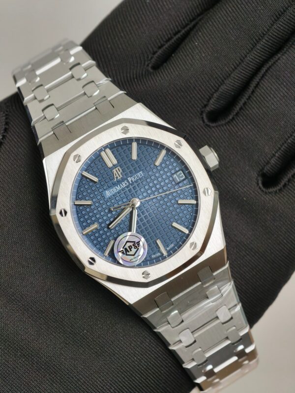 Audemars Piguet Royal Oak (ROYAL OAK) Blue
