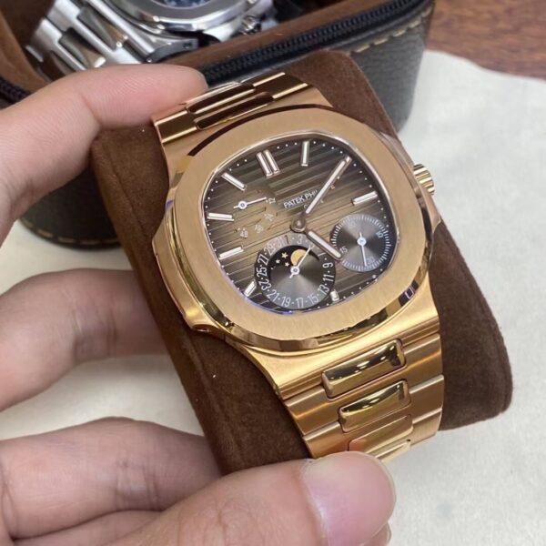 Patek Philippe Nautilus 5712R