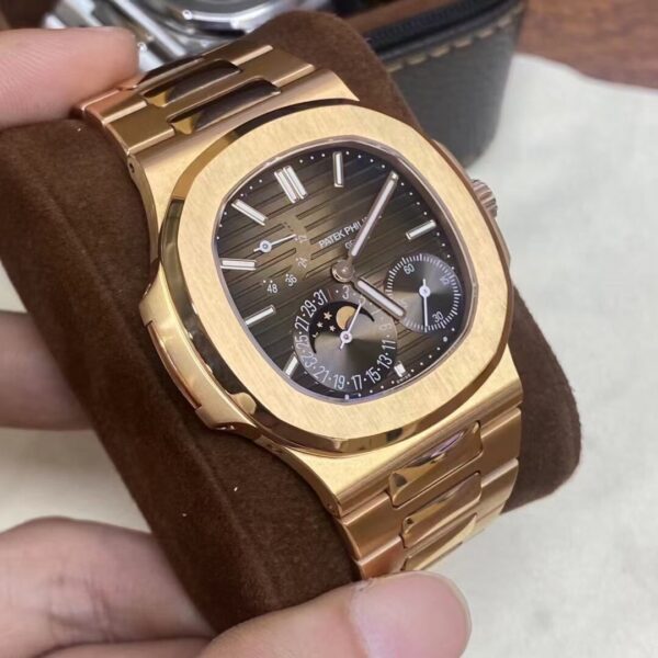 Patek Philippe Nautilus 5712R