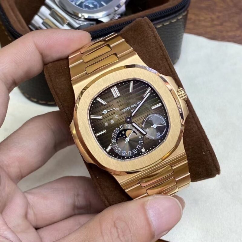 Patek Philippe Nautilus 5712R