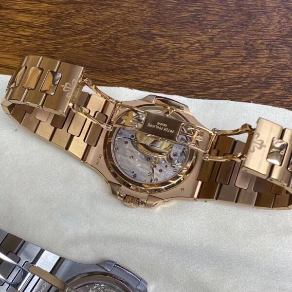Patek Philippe Nautilus 5712R