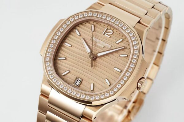 Patek Philippe Nautilus 7118 White