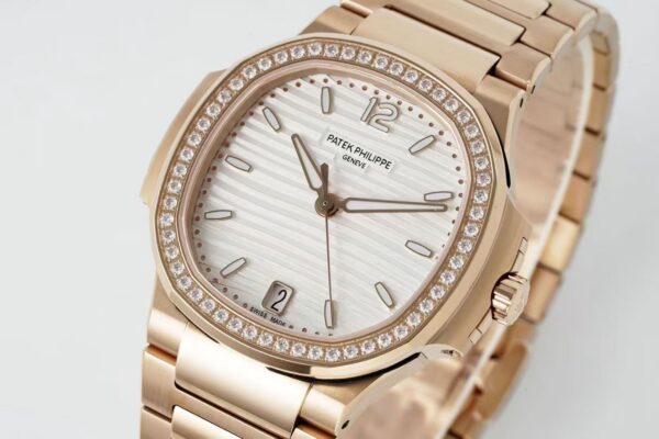 Patek Philippe Nautilus 7118 White