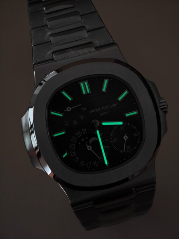 Patek Philippe Nautilus 5712A