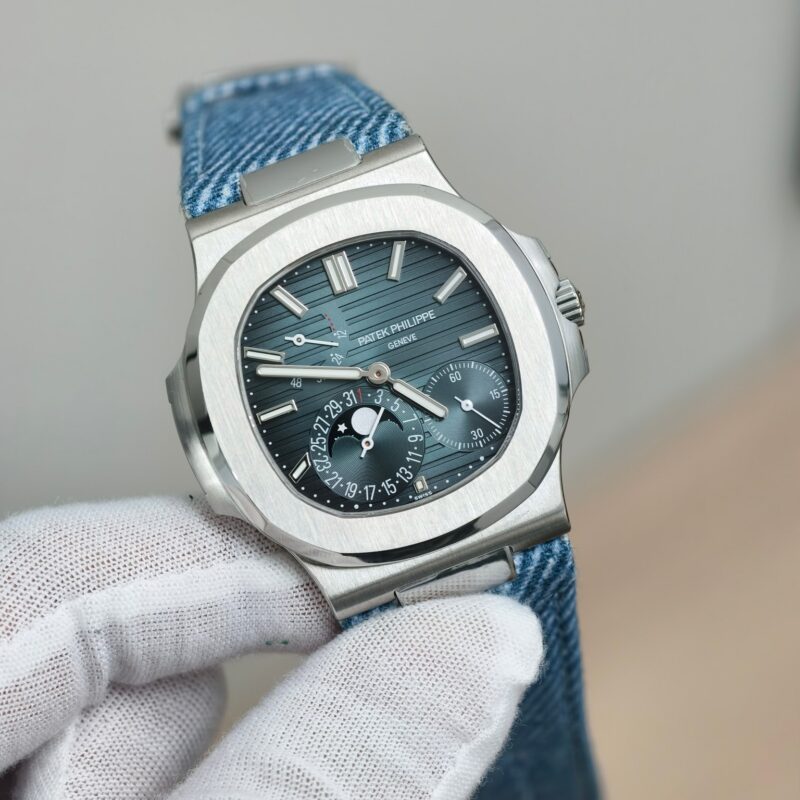 Patek Philippe Nautilus 5712