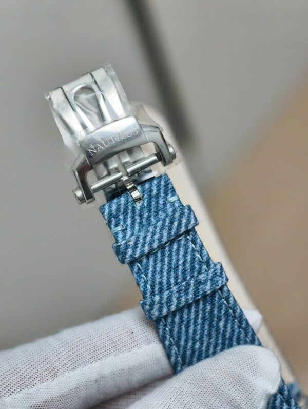 Patek Philippe Nautilus 5712