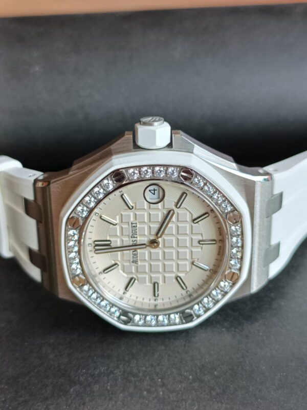 Audemars Piguet Royal Oak Offshore (ROYAL OAK) White