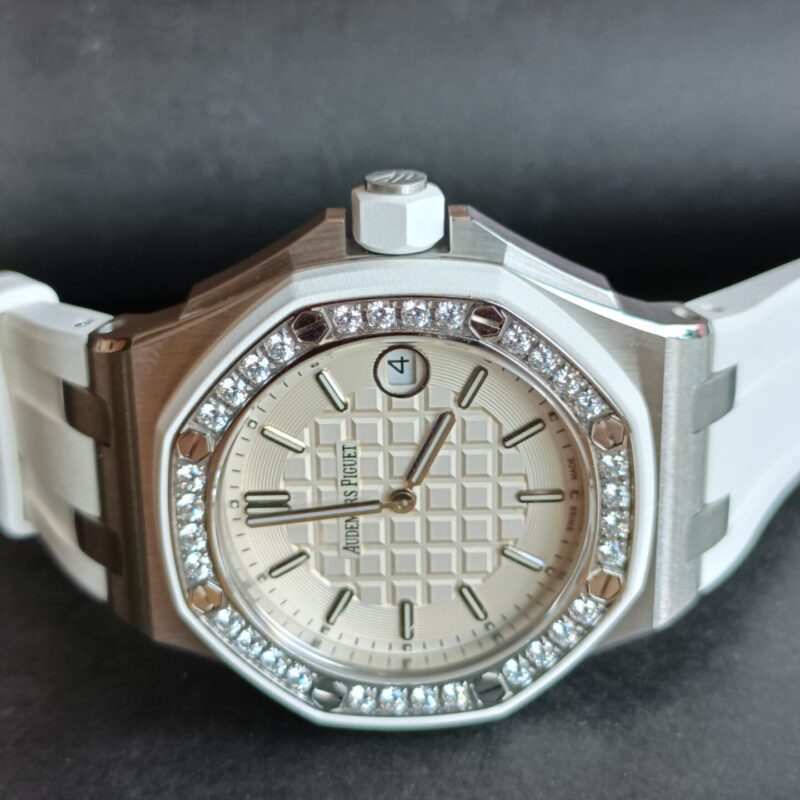 Audemars Piguet Royal Oak Offshore (ROYAL OAK) White