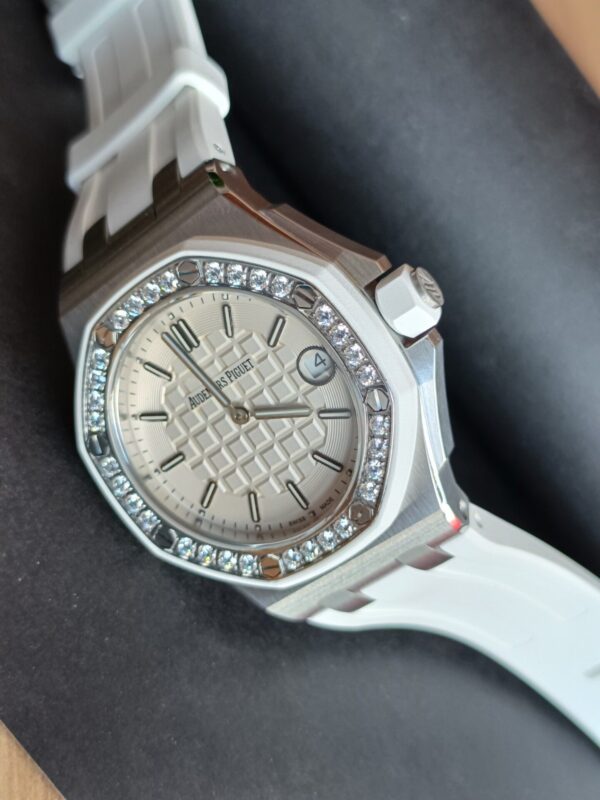 Audemars Piguet Royal Oak Offshore (ROYAL OAK) White