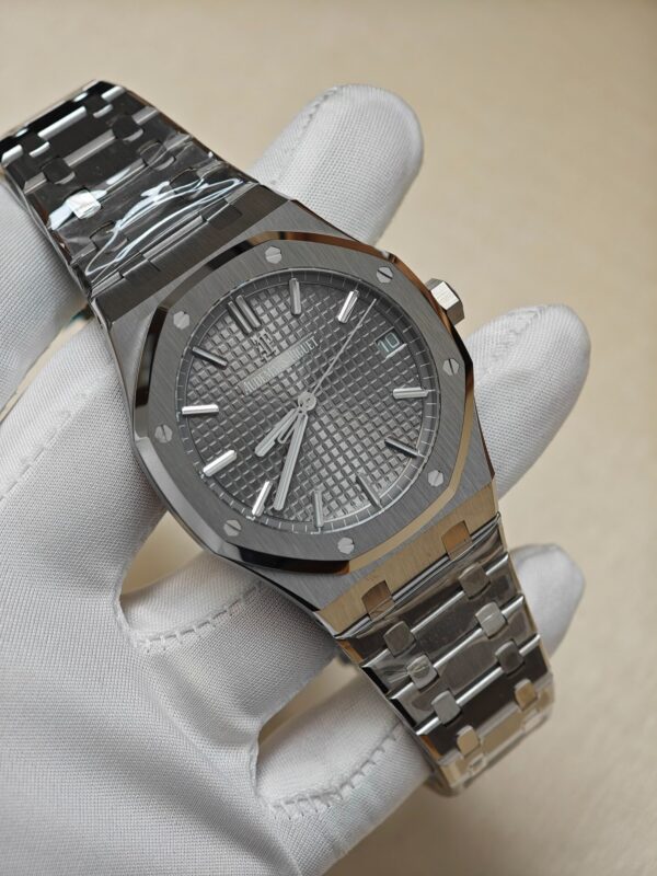 Audemars Piguet Royal Oak 15500 Gray