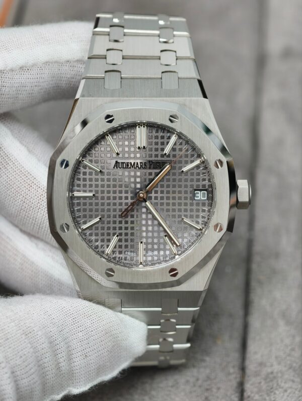 Audemars Piguet Royal Oak Gray