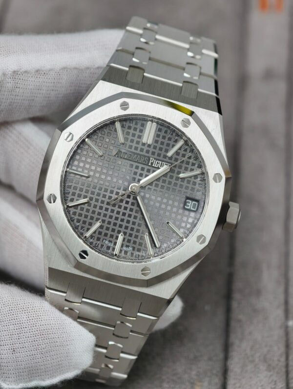 Audemars Piguet Royal Oak Gray
