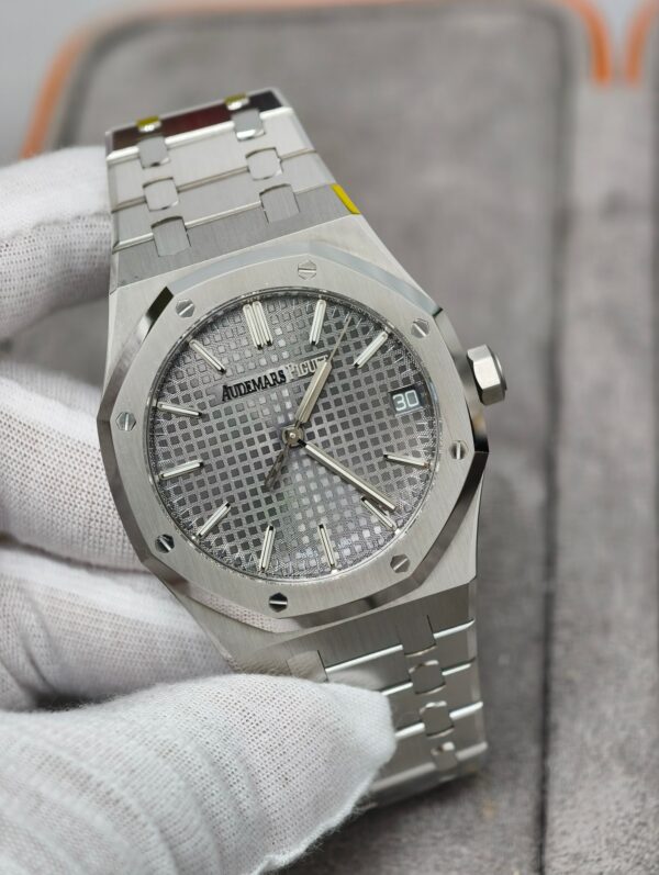 Audemars Piguet Royal Oak Gray