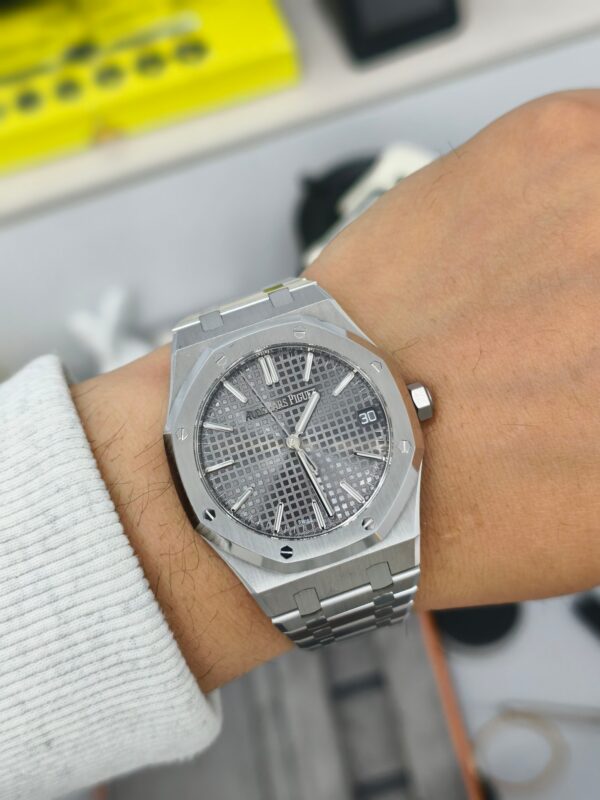 Audemars Piguet Royal Oak Gray
