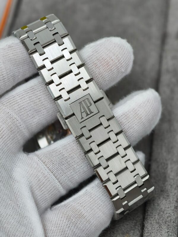 Audemars Piguet Royal Oak Gray