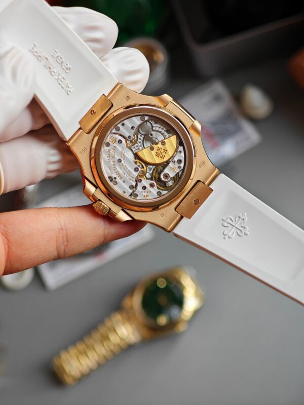 Patek Philippe Nautilus 21600 Blue