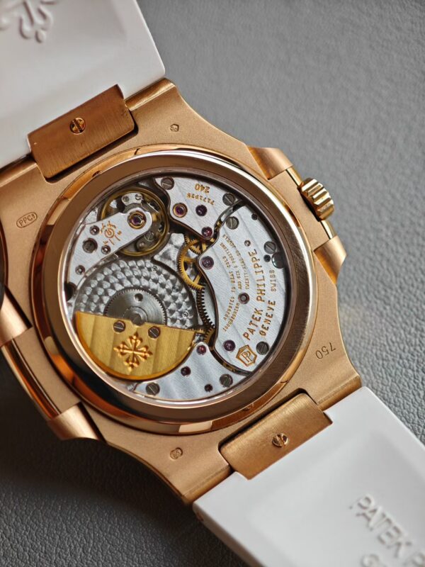 Patek Philippe Nautilus 21600 Blue