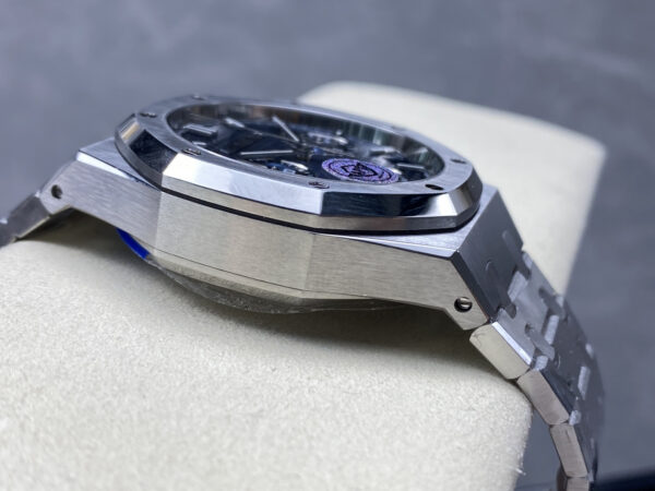 Audemars Piguet Watch 26240