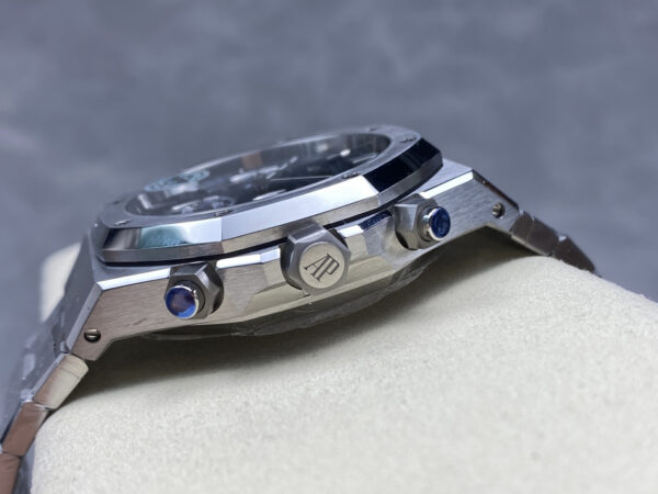 Audemars Piguet Watch 26240