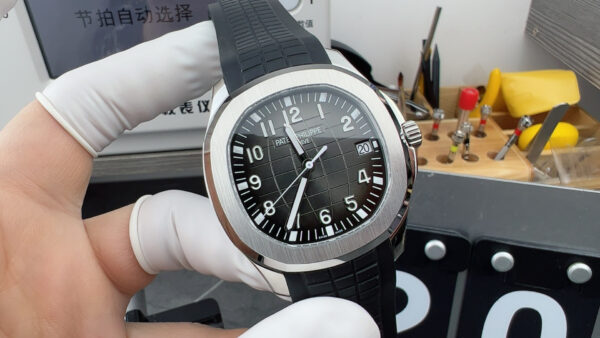 cmp_i1740032496895_6847_0_0-1.jpg Patek Philippe Aquanaut (AQUANAUT) Black