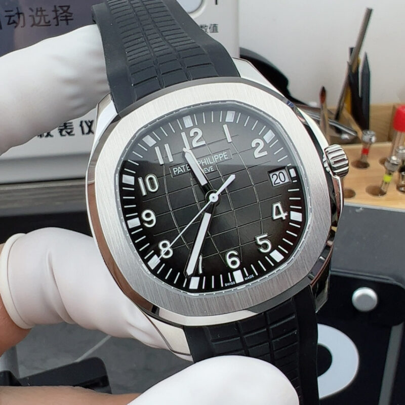 cmp_i1740032496895_6847_0_0-1.jpg Patek Philippe Aquanaut (AQUANAUT) Black